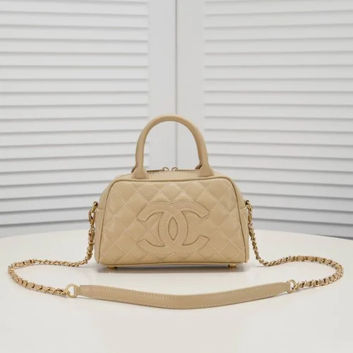 11 Chanel Hilton Large Tote Bag Women Luxury Canvas Designer