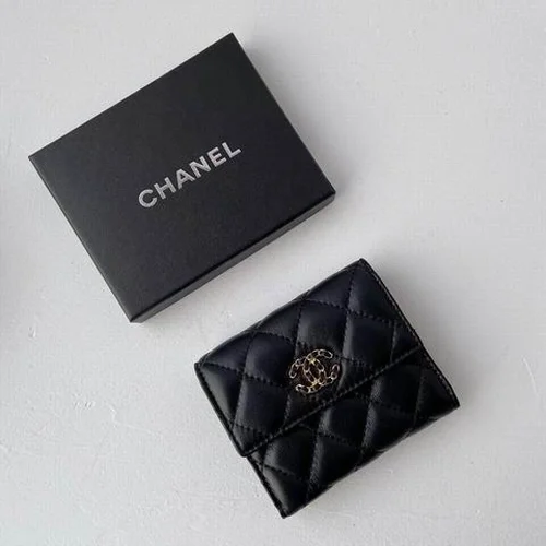 11 Chanel Women's Wallet On Chain Luxury Lambskin Designer