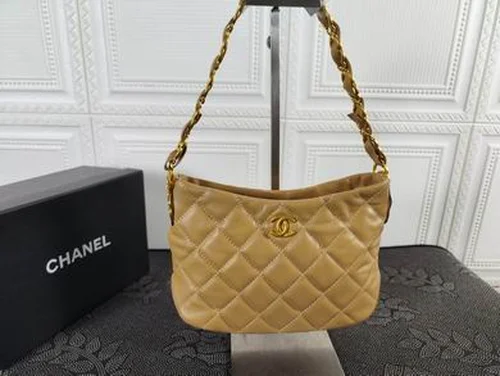 11 Chanel More Women's Designer Bags Luxury Quilted Collection