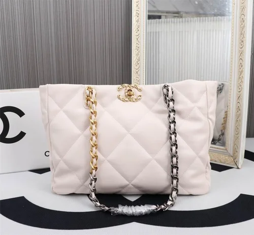 11 Chanel More Women's Designer Bags Luxury Quilted Collection