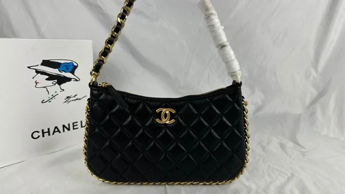 11 Chanel Crescent Moon Half Moon Bag Women Luxury Designer