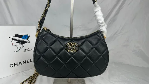 11 Chanel Crescent Moon Half Moon Bag Women Luxury Designer