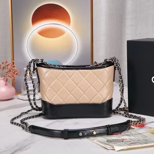 11 Chanel Gabrielle Hobo Bag Medium Women Luxury Quilted