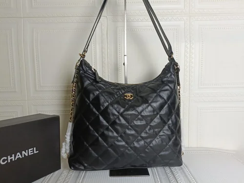 11 Chanel Gabrielle Hobo Bag Medium Women Luxury Quilted