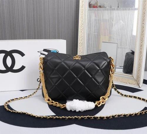 11 Chanel Gabrielle Hobo Bag Medium Women Luxury Quilted