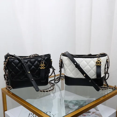 11 Chanel Gabrielle Hobo Bag Medium Women Luxury Quilted