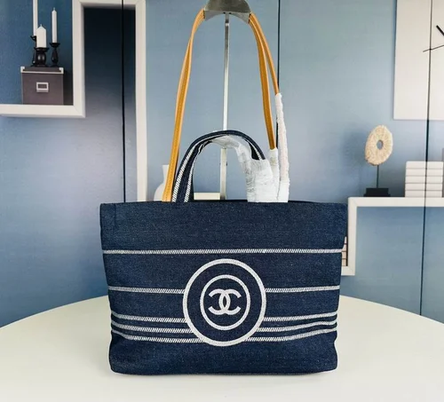 11 Chanel Drawstring Bucket Bag Small Women Luxury Lambskin