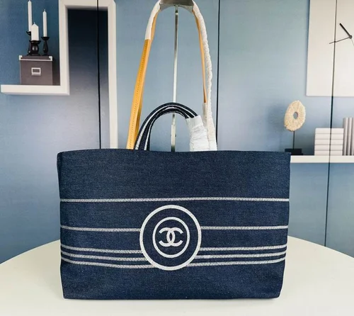 11 Chanel Drawstring Bucket Bag Small Women Luxury Lambskin