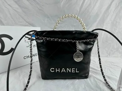 11 Chanel Drawstring Bucket Bag Small Women Luxury Lambskin