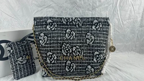 11 Chanel Drawstring Bucket Bag Small Women Luxury Lambskin