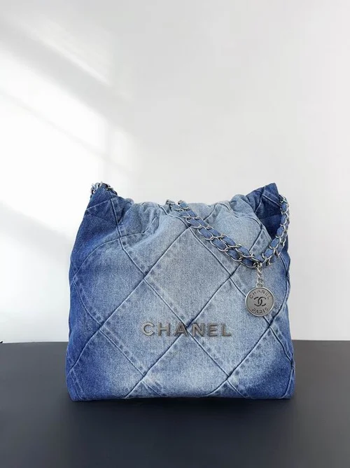 11 Chanel Drawstring Bucket Bag Small Women Luxury Lambskin