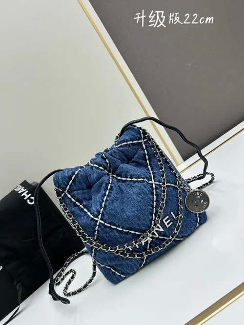 11 Chanel Drawstring Bucket Bag Small Women Luxury Lambskin
