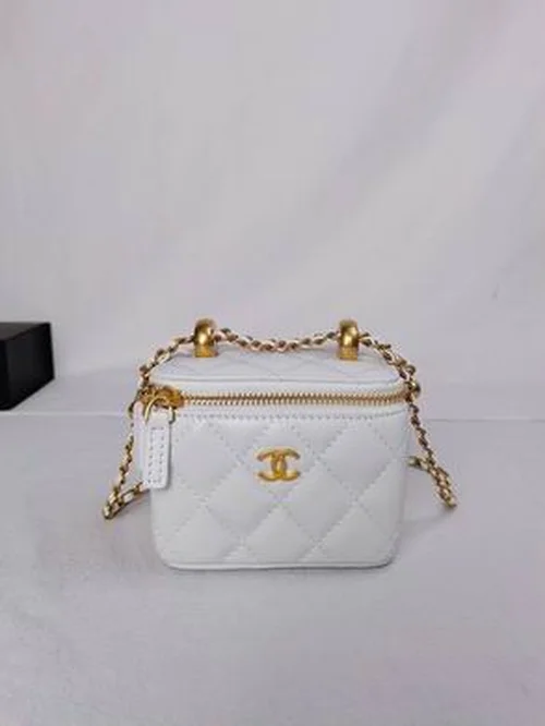 11 Chanel Beauty Cosmetic Bags Vanity Case Women Luxury Set