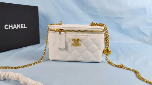 11 Chanel Beauty Cosmetic Bags Vanity Case Women Luxury Set