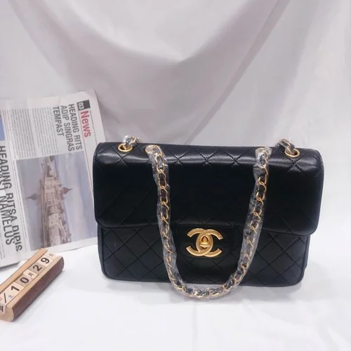 11 Chanel Beauty Cosmetic Bags Vanity Case Women Luxury Set