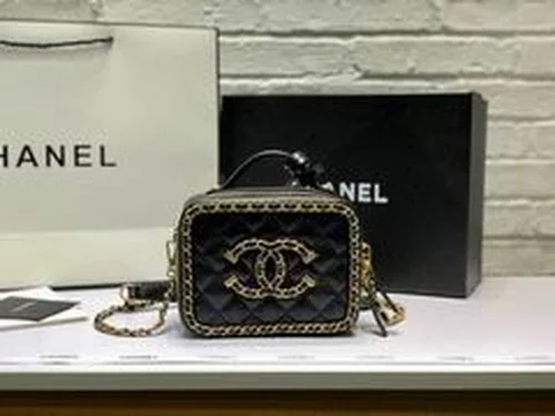 11 Chanel Beauty Cosmetic Bags Vanity Case Women Luxury Set