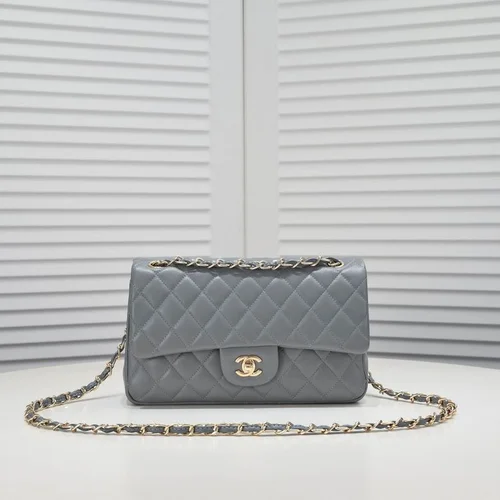 11 Chanel Classic Flap Bag Medium Women Luxury Quilted Caviar