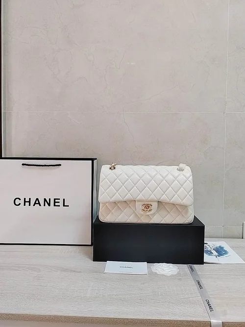 11 Chanel Classic Flap Bag Medium Women Luxury Quilted Caviar