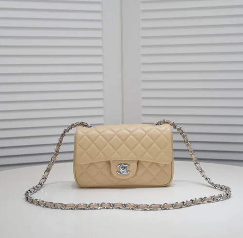 11 Chanel Classic Flap Bag Medium Women Luxury Quilted Caviar