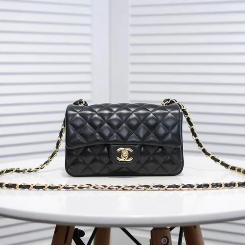 11 Chanel Classic Flap Bag Medium Women Luxury Quilted Caviar