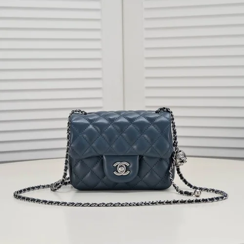 11 Chanel Classic Flap Bag Medium Women Luxury Quilted Caviar