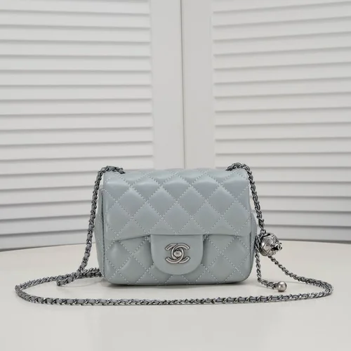11 Chanel Classic Flap Bag Medium Women Luxury Quilted Caviar