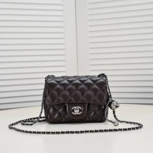 11 Chanel Classic Flap Bag Medium Women Luxury Quilted Caviar