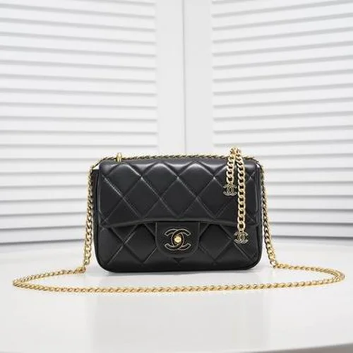 11 Chanel Classic Flap Bag Medium Women Luxury Quilted Caviar