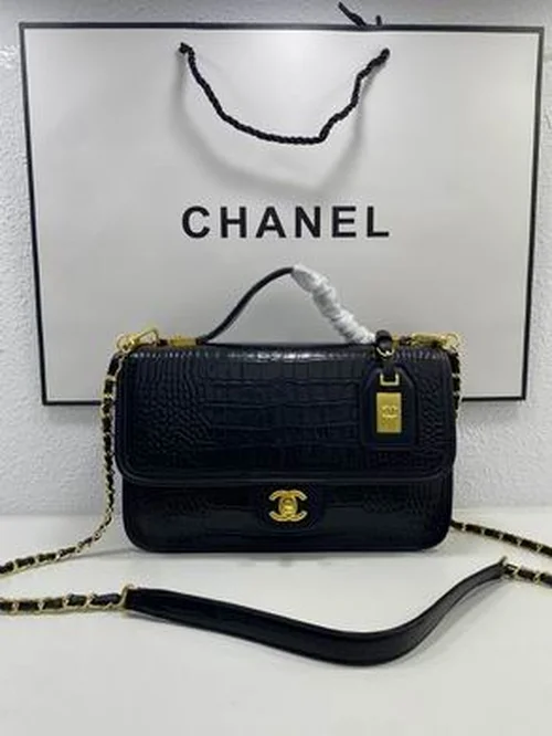 11 Chanel Classic Flap Bag Medium Women Luxury Quilted Caviar