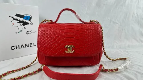 11 Chanel Classic Flap Bag Medium Women Luxury Quilted Caviar