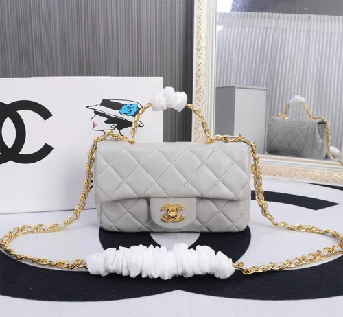 11 Chanel Classic Flap Bag Medium Women Luxury Quilted Caviar