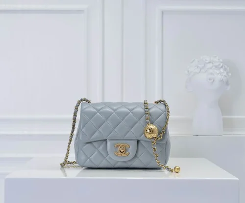 11 Chanel Classic Flap Bag Medium Women Luxury Quilted Caviar