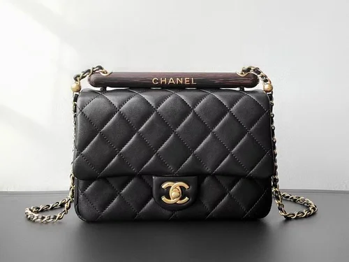 11 Chanel Classic Flap Bag Medium Women Luxury Quilted Caviar