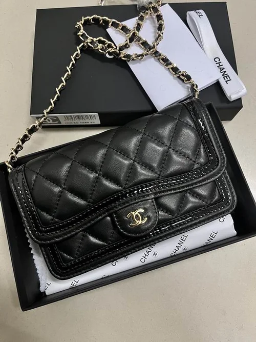 11 Chanel Classic Flap Bag Medium Women Luxury Quilted Caviar