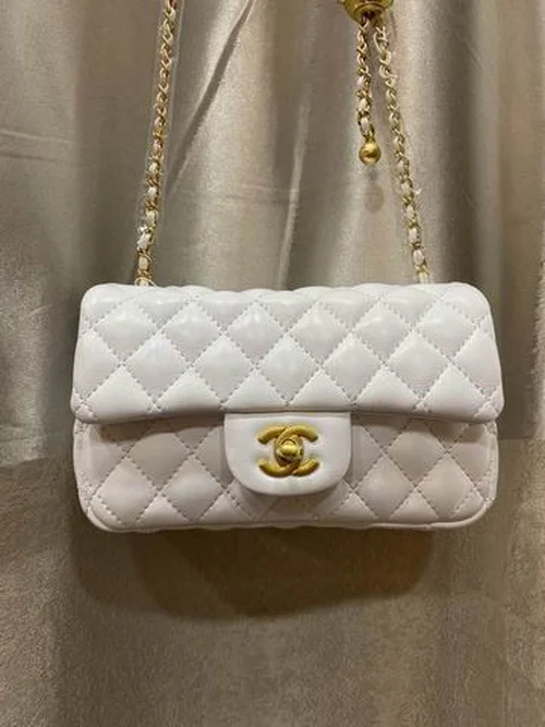11 Chanel Classic Flap Bag Medium Women Luxury Quilted Caviar