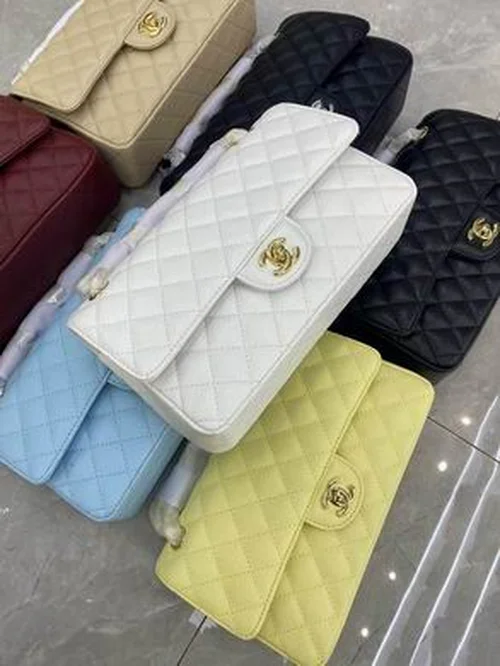 11 Chanel Classic Flap Bag Medium Women Luxury Quilted Caviar