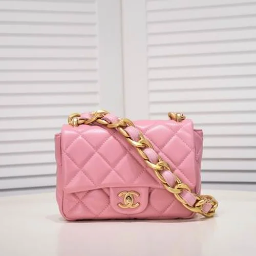 11 Chanel Classic Flap Bag Medium Women Luxury Quilted Caviar