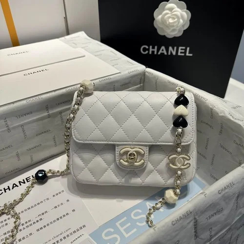 11 Chanel Classic Flap Bag Medium Women Luxury Quilted Caviar