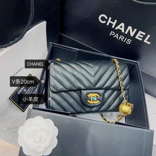 11 Chanel Classic Flap Bag Medium Women Luxury Quilted Caviar