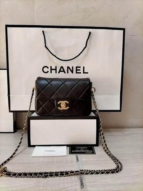 11 Chanel Classic Flap Bag Medium Women Luxury Quilted Caviar