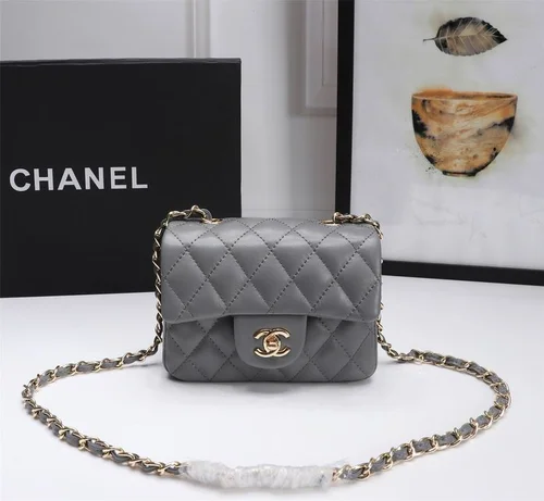 11 Chanel Classic Flap Bag Medium Women Luxury Quilted Caviar