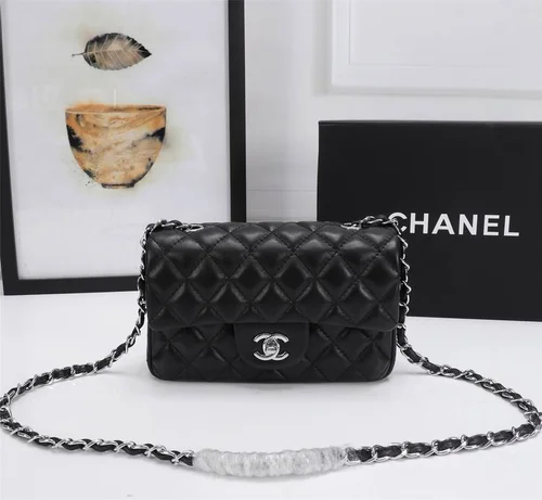 11 Chanel Classic Flap Bag Medium Women Luxury Quilted Caviar