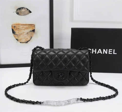 11 Chanel Classic Flap Bag Medium Women Luxury Quilted Caviar