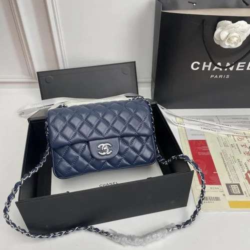 11 Chanel Classic Flap Bag Medium Women Luxury Quilted Caviar