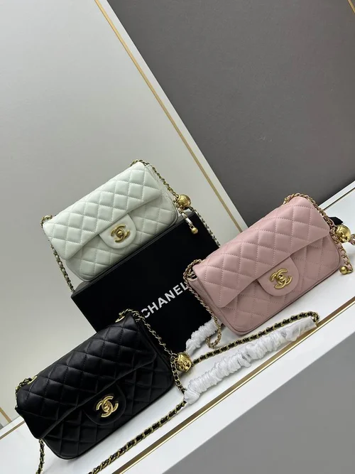 11 Chanel Classic Flap Bag Medium Women Luxury Quilted Caviar