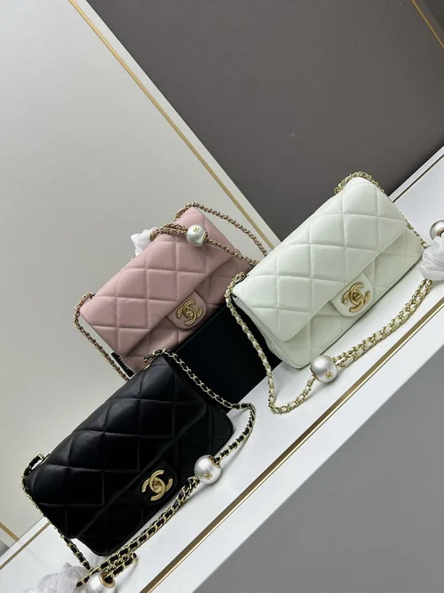 11 Chanel Classic Flap Bag Medium Women Luxury Quilted Caviar