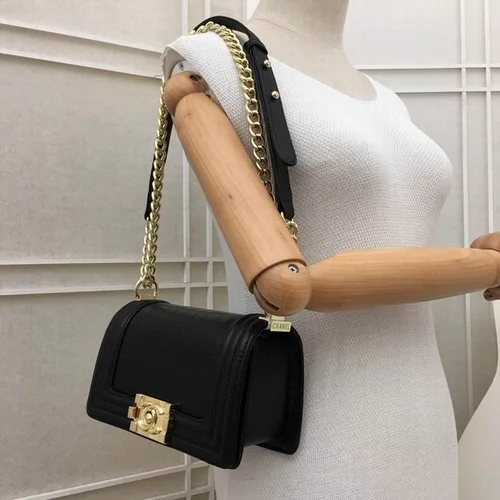 11 Chanel Le Boy Flap Bag Medium Women Luxury Quilted Leather