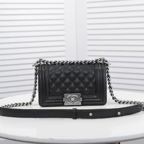 11 Chanel Le Boy Flap Bag Medium Women Luxury Quilted Leather