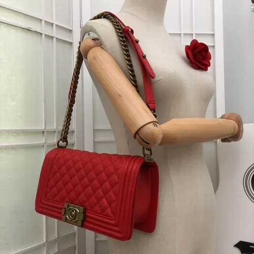 11 Chanel Le Boy Flap Bag Medium Women Luxury Quilted Leather