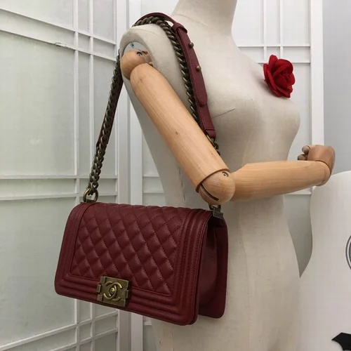 11 Chanel Le Boy Flap Bag Medium Women Luxury Quilted Leather